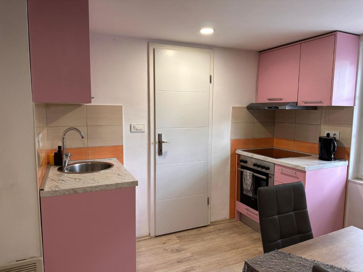 זאגרב Apartman Rose מראה חיצוני תמונה
